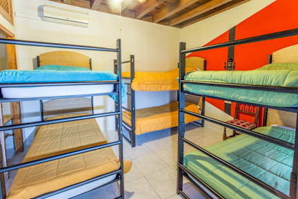 Billeder af Osio Backpackers