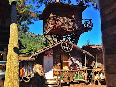Zdjęcia nagrodzone Kadir's Tree House