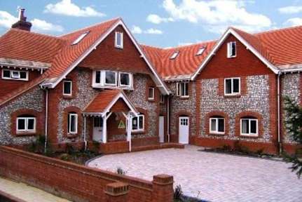 Photos of Stonehenge Youth Hostel
