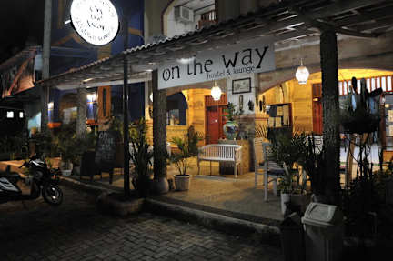 Fotky On The Way Hostel & Lounge