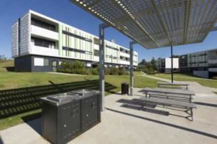 Kuvia paikasta: UWS Village Campbelltown