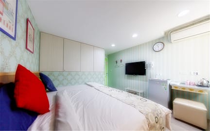 Foto's van Liuhe Corner House 737