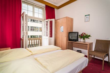 Smart Stay Hotel Station tesisinden Fotoğraflar