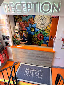 アイルランド ゴールウェイのGalway City Hostel u0026 Bar 