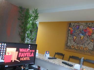 Walk On The Favela Hostel照片