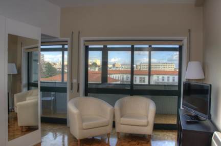 Fotky Low Cost Tourist Apartments