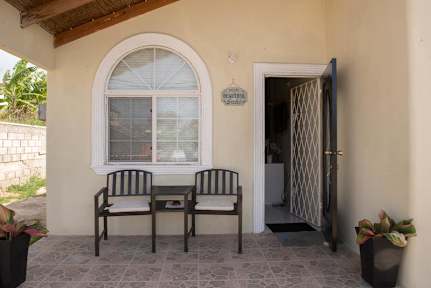 Fotos von The Village Rose Hall