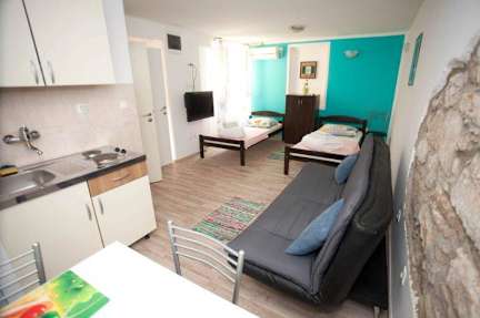 Photos of Guesthouse and Apartments Dora