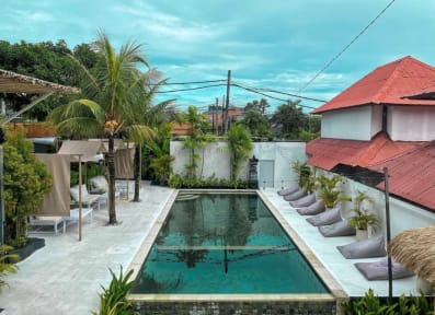 Foto's van Capsule Hotel Bali - New Seminyak