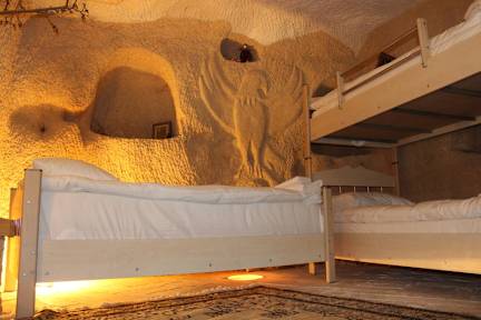 Fotky Stay In Peace Cave Hostel