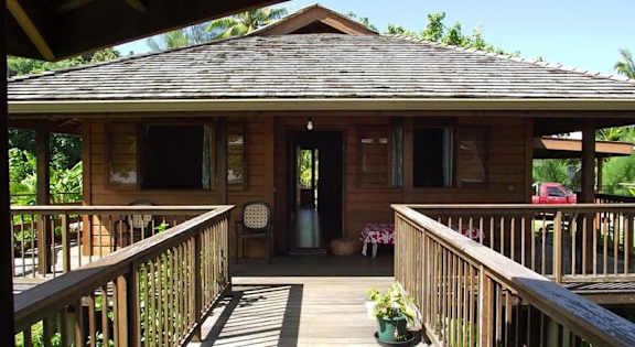 Moorea Surf Inn