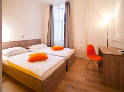 Uni Hostel