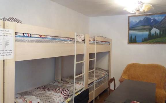 Happy Hostel