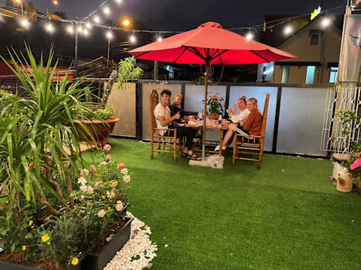 Redhouse Backpackers Hostel