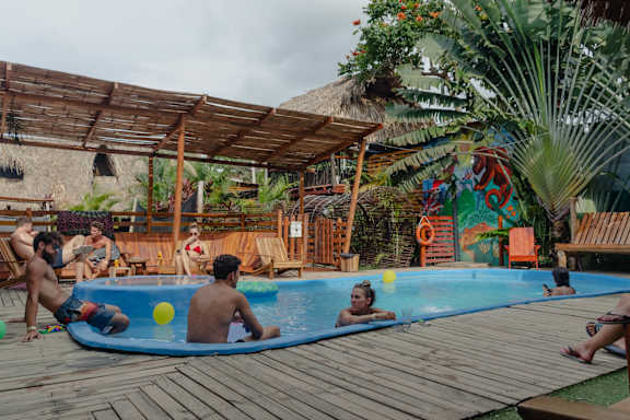 El Zoo Hostel And Pool