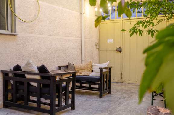 BUFF Hostel Tirana