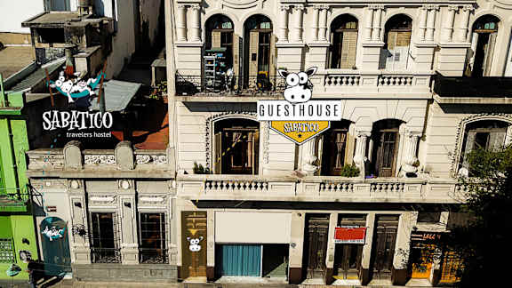 Sabatico Travelers Hostel & Guesthouse