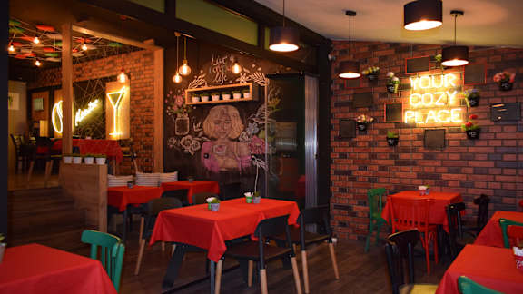Hostel Mickitos