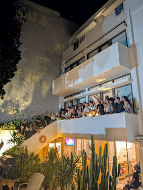 Be Bold Hostel