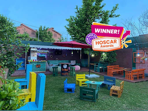 The Hood Hostel & Day Tours