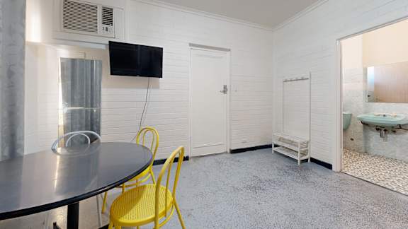 Adelaide Backpackers and Travellers inn, Adelaide - 2026 Prices & Reviews Adelaide Backpackers and Travellers inn, Adelaide - 2026 Prices & Reviews