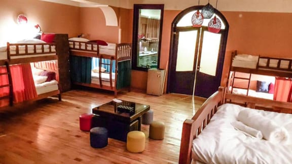 Colorful Hostel In City Center, Tbilisi - 2023 Price & Reviews