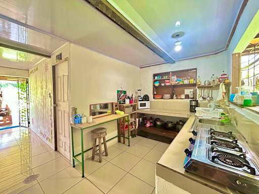 Hostel Batzu