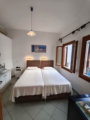 Maria Eleni Guesthouse
