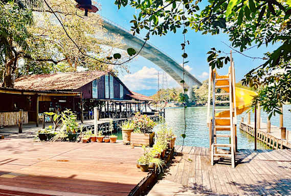 Hotel Backpackers Rio Dulce