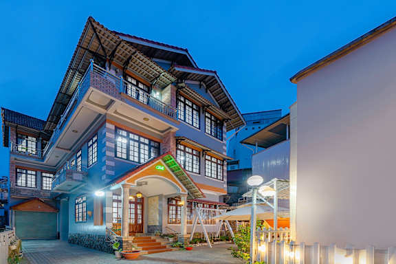 Dalat May House