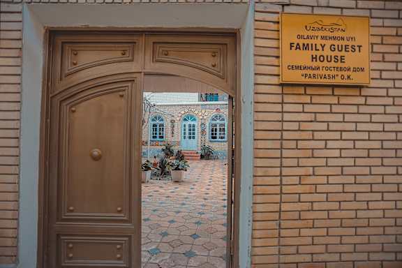 Family guest house Parivash
