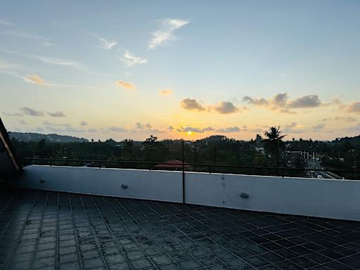 Skyline Guest
