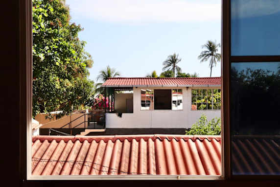 The Salty Dogs Hostel - El Tunco