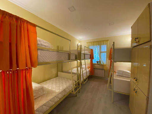 SANTORINI Hotel & Hostel