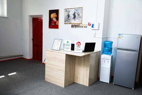 Yassi HOSTEL