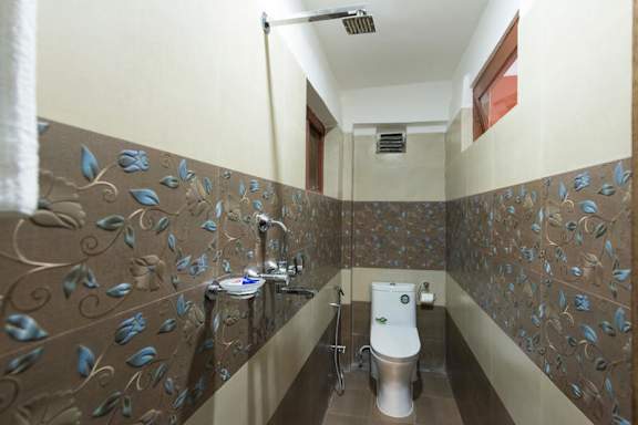 Khangsar Guest House