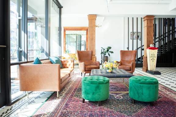 11th Avenue Hostel