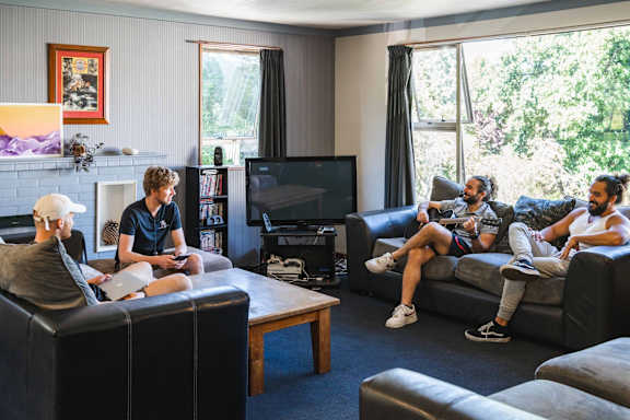 The Flaming Kiwi Backpackers