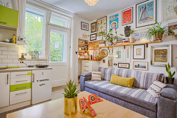Tchaikovsky Hostel (T-Hostel)