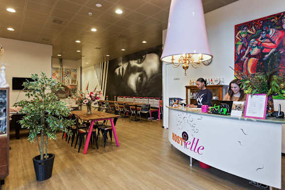 Hostelle - Women Only Hostel
