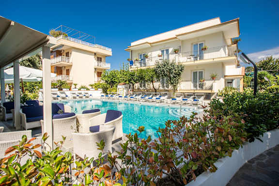 Florida Hostel & Hotel