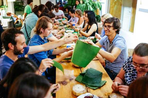 POSHPACKER | Chengdu Flipflop Hostel