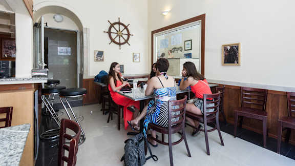Hostel Baccarat