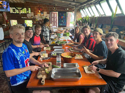 Happy House Backpackers