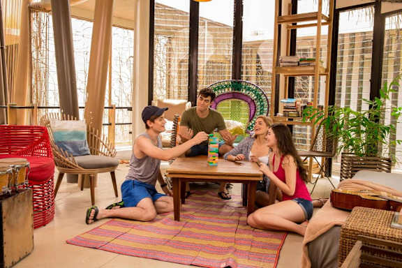 Spin Designer Hostel