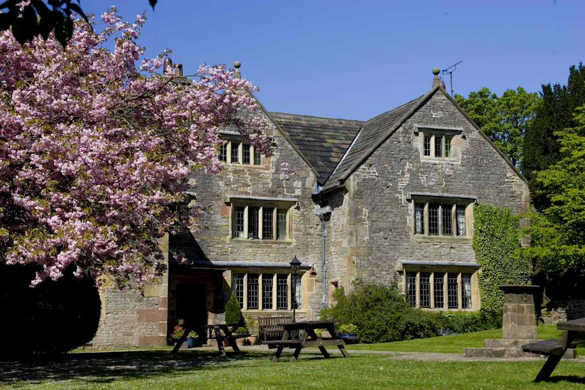 YHA Hartington Hall