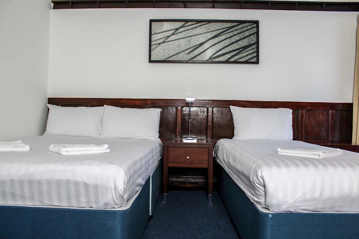 Heathrow Lodge