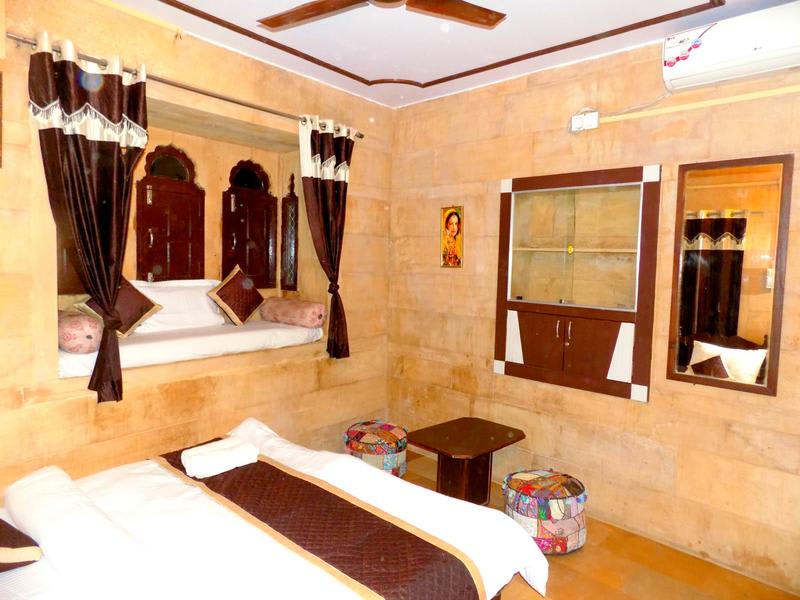Fotiya Hotel