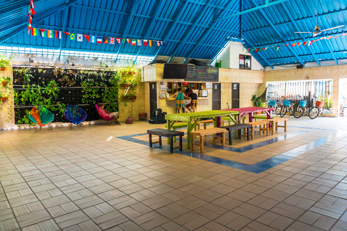 Wonderland Cartagena by GB Collection