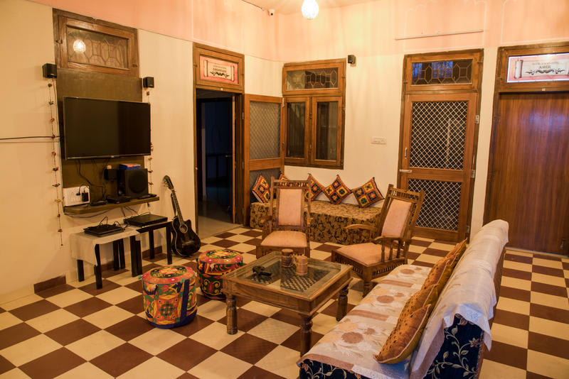 Best 15 Backpackers Hostels In Jaipur (2020) 9